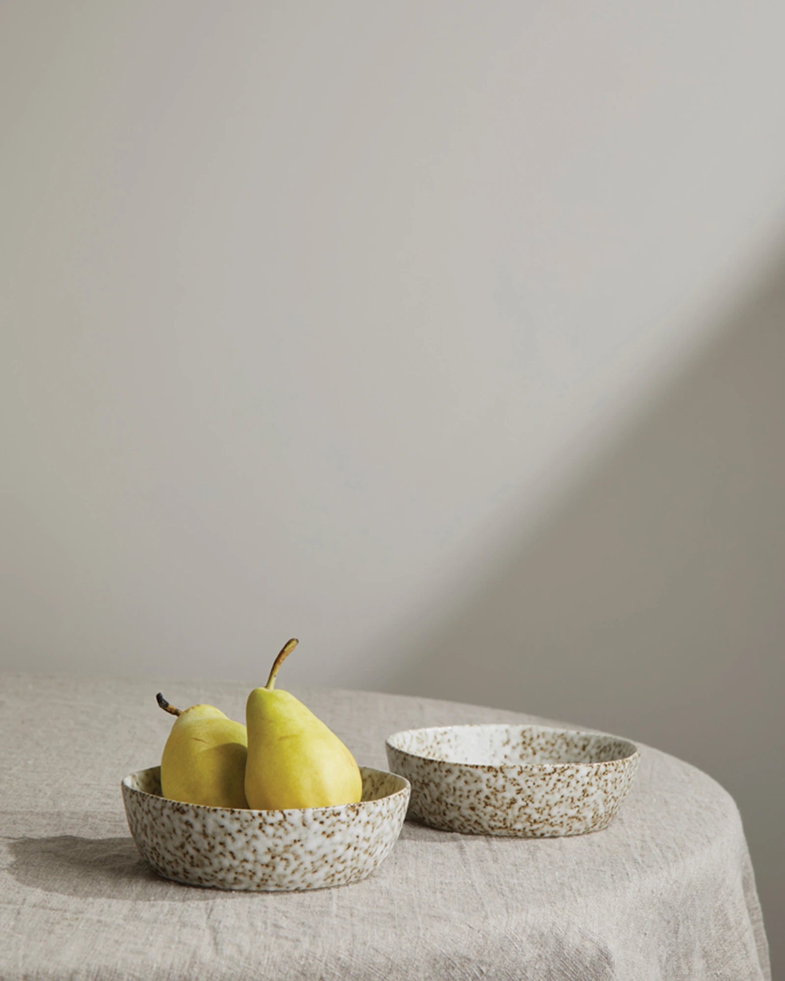 Custom durable stoneware bowls Vinga Nuvem Duo - 3